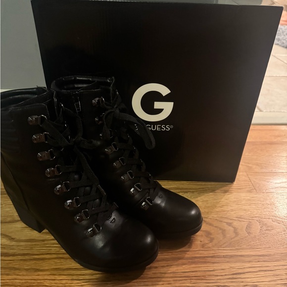 Guess Ankle boots - Picture 4 of 4